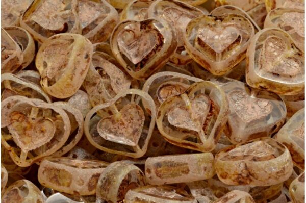 TCB Heart Beads 14x12mm - Image 1