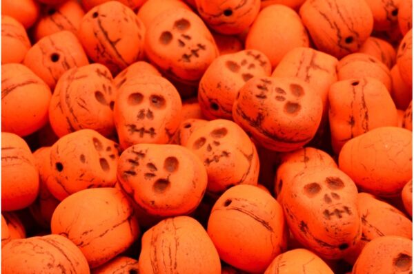 Skull Beads 12x12mm - Image 1