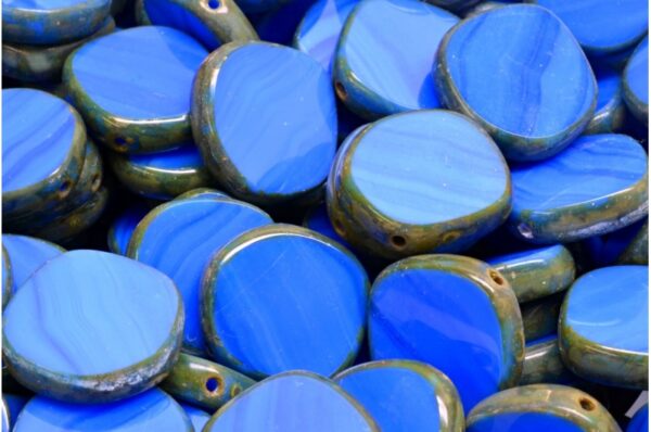 TCB 8 Edged Designed Beads 15x15mm - Image 1