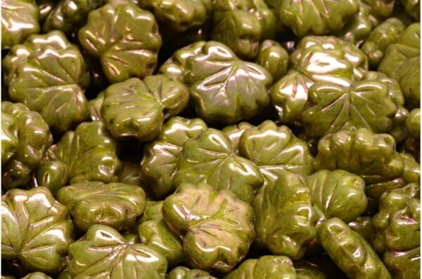 Maple Leaf Beads 13x11mm - Image 1
