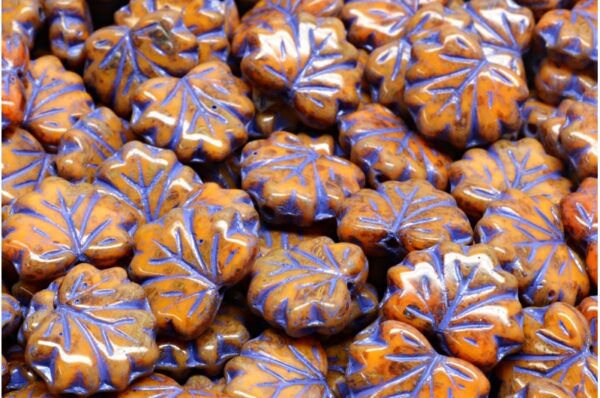 Maple Leaf Beads 13x11mm - Image 1