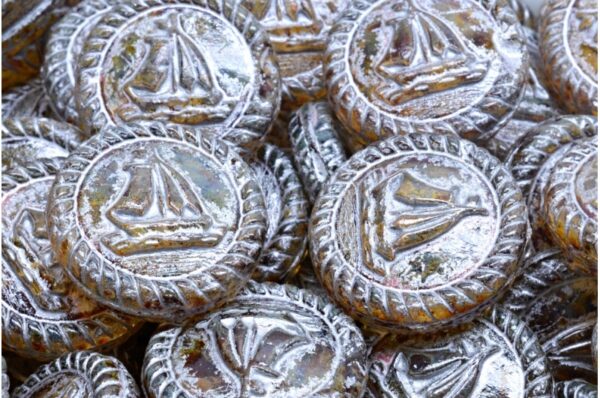 Boat Medallion 20x20mm - Image 1