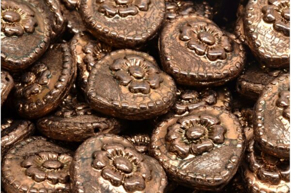 Heart Beads With Rose 17x17mm - Image 1