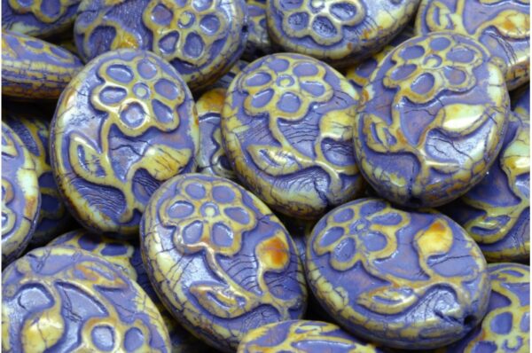 Oval With Flower Beads 21x16mm - Image 1