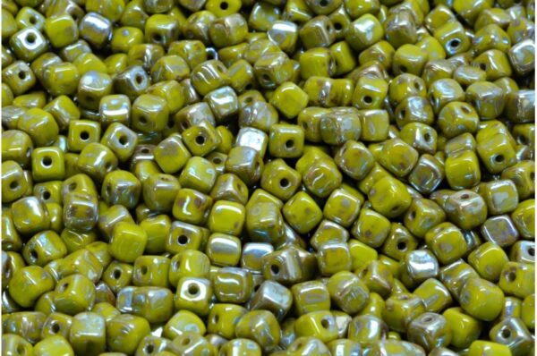 Cube Beads 4x4mm - Image 1