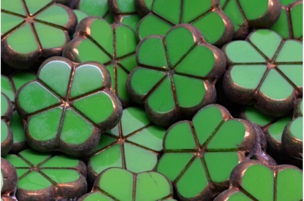 TCB Garland Flower 20x20mm - Image 1