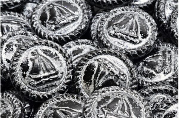 Boat Medallion 20x20mm - Image 1