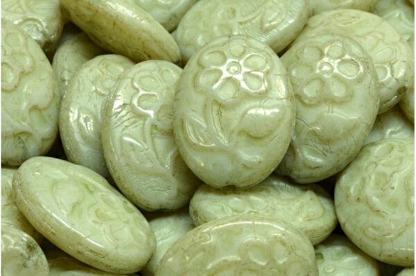 Oval With Flower Beads 21x16mm - Image 1